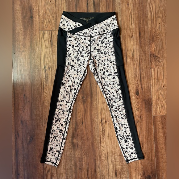 Saltwater Luxe Printed Leggings - Picture 6 of 8